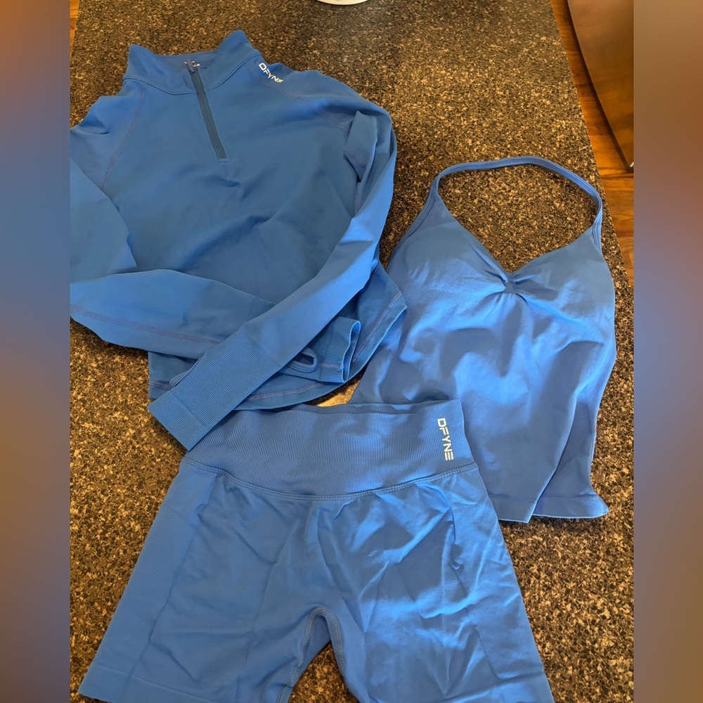 DFYNE Women's Athletic Shorts in Blue
